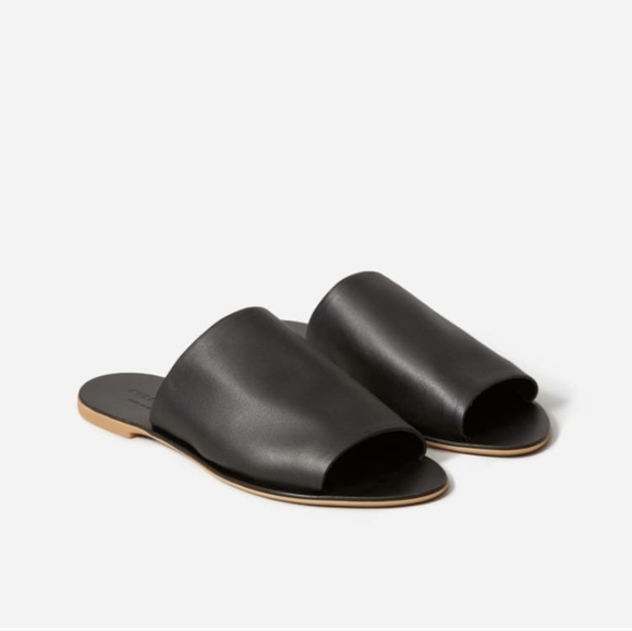 EVERLANE The Day Slide Black Leather Sandals Flip Flops Black  7.5 - Picture 1 of 7